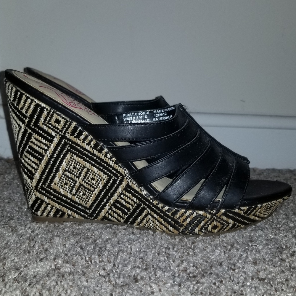 Wedge sandals